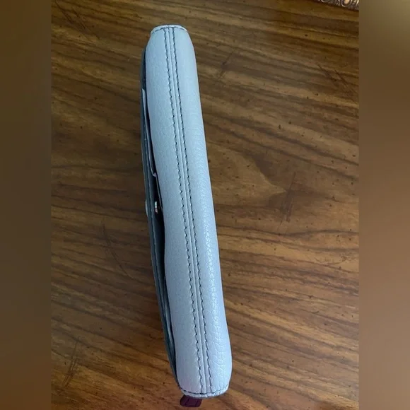 NWT MARC JACOBS LIGHT GREY GENUINE Leather Bifold Wallet Purse MSPR $165 Read - Picture 11 of 14